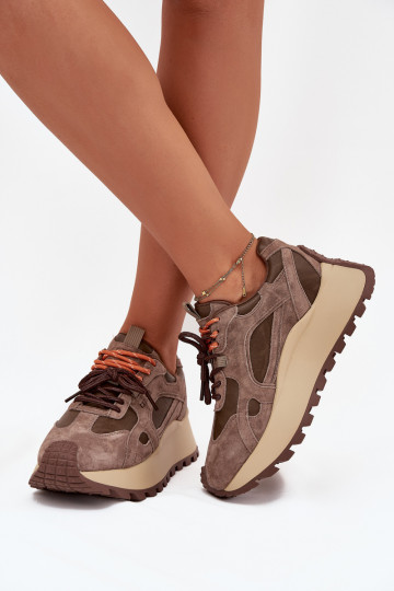 Pele À modalo de tênis com uma plataforma Feminino Big Star SS274627 HI-POLY SYSTEM bege