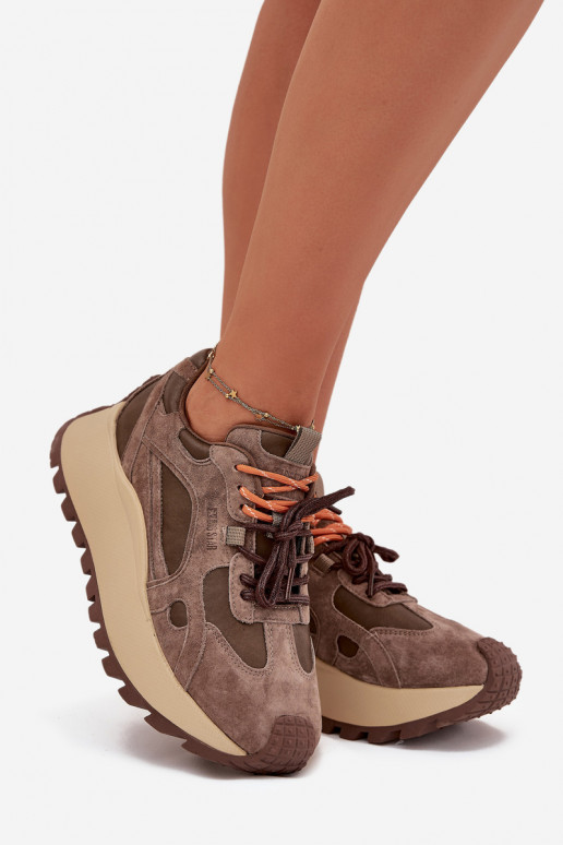 Pele À modalo de tênis com uma plataforma Feminino Big Star SS274627 HI-POLY SYSTEM bege