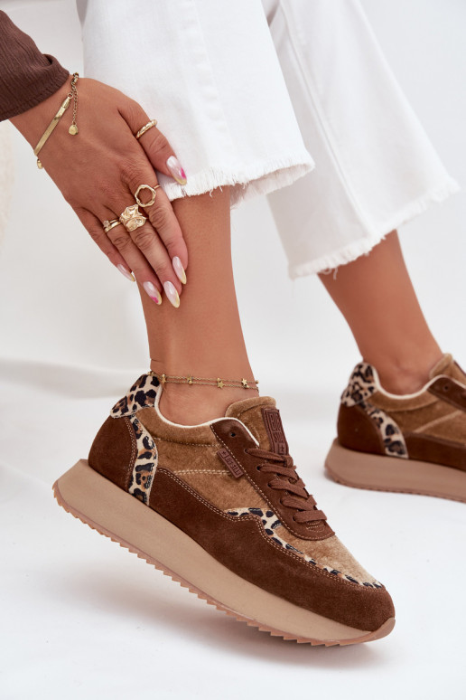 de camurça À modalo de tênis Feminino Big Star OO274A313 HI-POLY SYSTEM cor marrom com padrões de pele de leopardo de camurça À modalo de tênis Feminino Big Star OO274A313 HI-POLY SYSTEM cor marrom com padrões de pele de leopardo