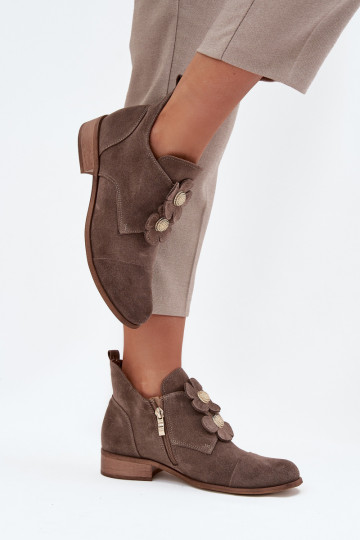 Botas femininas de camurça com detalhes florais Zazoo 3080 areia