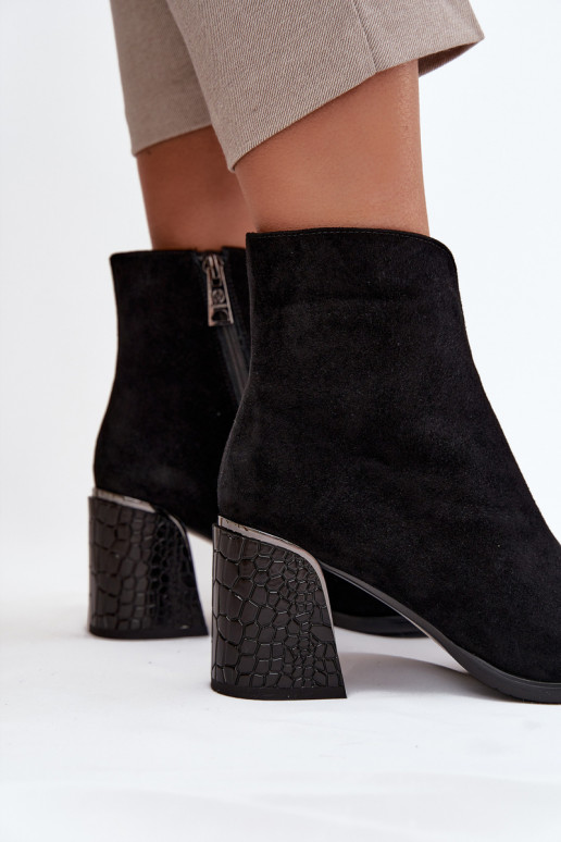 de camurça Botas femininas com uma impressão aquecimento Vinceza 66801 cor preta de camurça Botas femininas com uma impressão aquecimento Vinceza 66801 cor preta