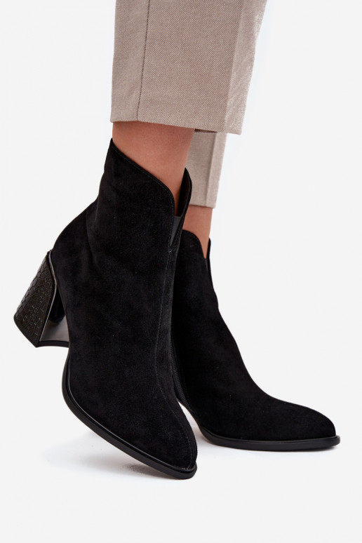 de camurça Botas femininas com uma impressão aquecimento Vinceza 66801 cor preta de camurça Botas femininas com uma impressão aquecimento Vinceza 66801 cor preta