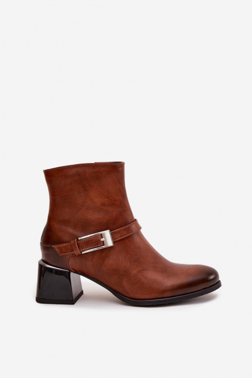 Pele Botas femininas com salto com fivelas Zazoo 60562 cor marrom Pele Botas femininas com salto com fivelas Zazoo 60562 cor marrom