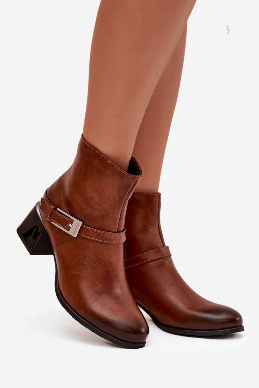 Pele Botas femininas com salto com fivelas Zazoo 60562 cor marrom Pele Botas femininas com salto com fivelas Zazoo 60562 cor marrom