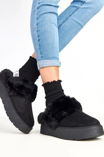 Botas de neve curtos, aquecidos com pele, com borracha Eija 2