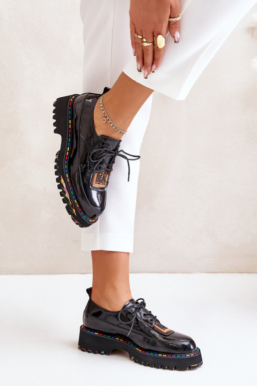 com efeito verniz sapato Feminino com atacadores Artiker 55C0499 cor preta