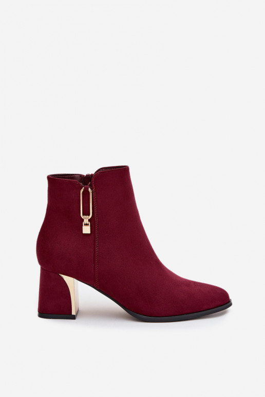 Botas femininas bordo com detalhes em dourado "Kalivra" Botas femininas bordo com detalhes em dourado "Kalivra"