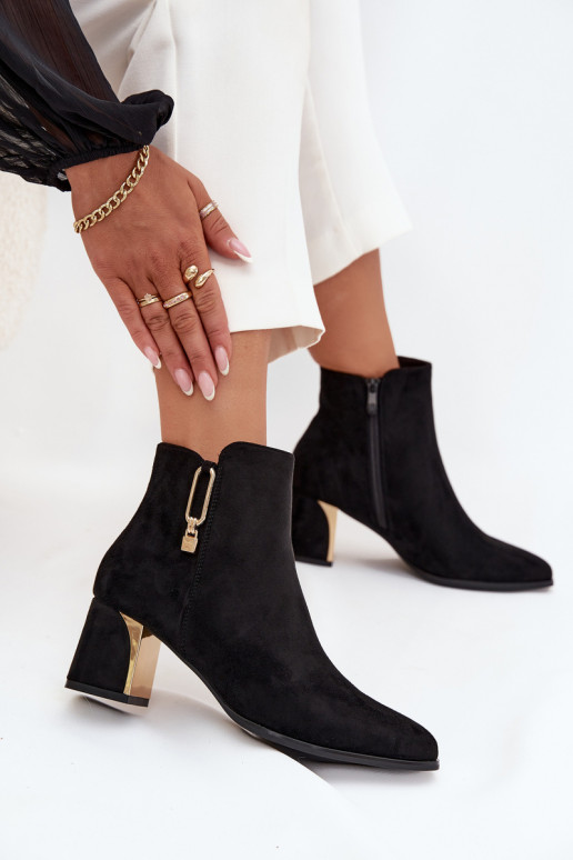 Botas femininas pretas com detalhes em dourado "Kalivra" Botas femininas pretas com detalhes em dourado "Kalivra"