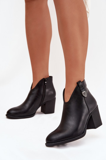 Botas femininas aquecidas de couro ecológico na cor preta Talienne