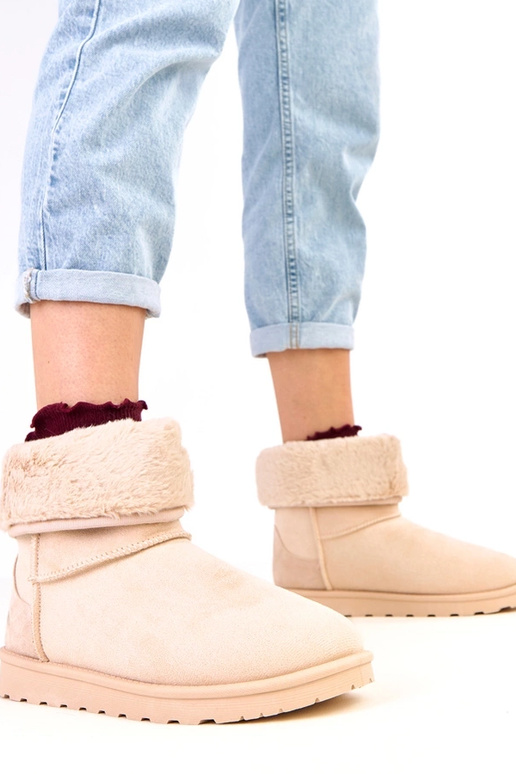 Botas de neve na cor areia com pele e...