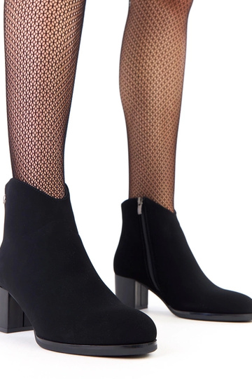 Botas pretas com detalhe sutil em couro ecológico Angelo 2