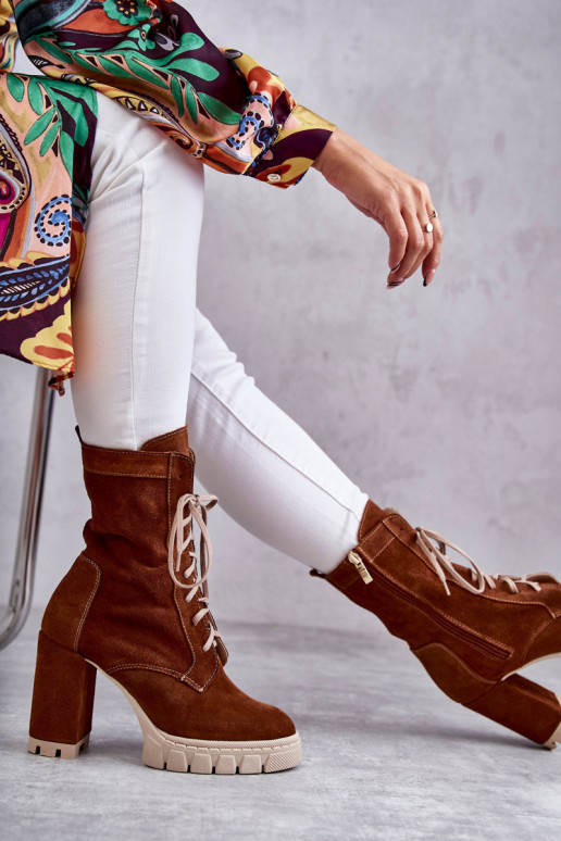 Feminino Sapatos de camurça com uma plataforma cor marrom Edna