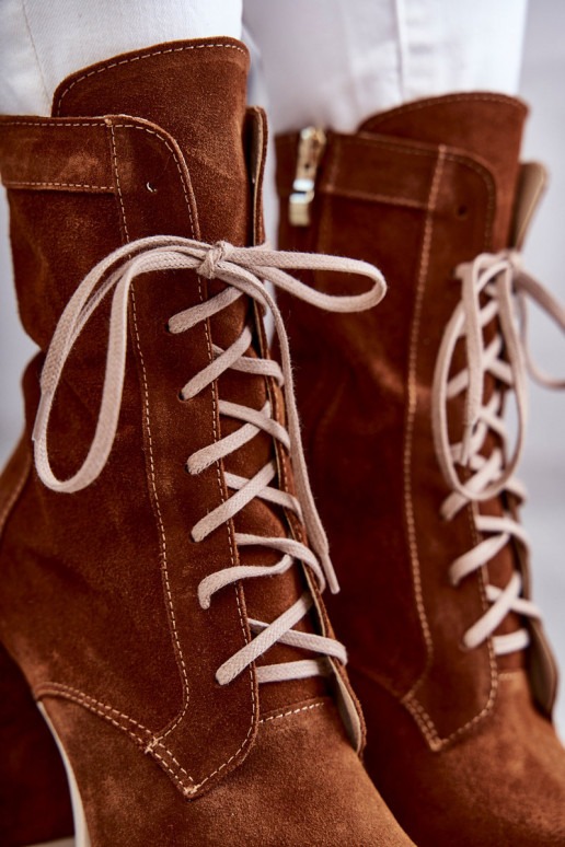 Feminino Sapatos de camurça com uma plataforma cor marrom Edna