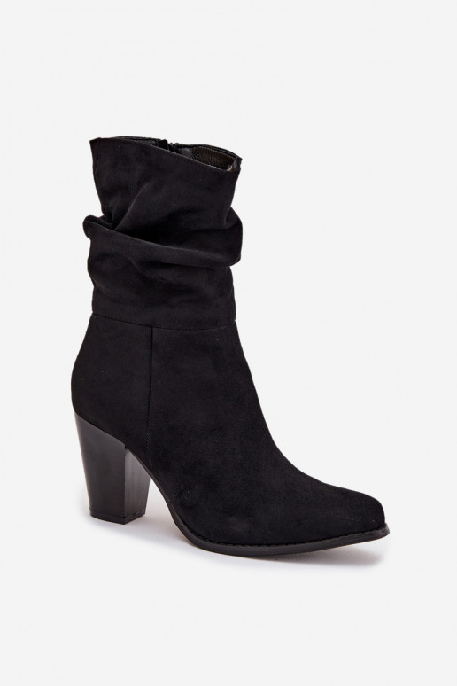 Botas femininas Com babados cor preta Jovessa