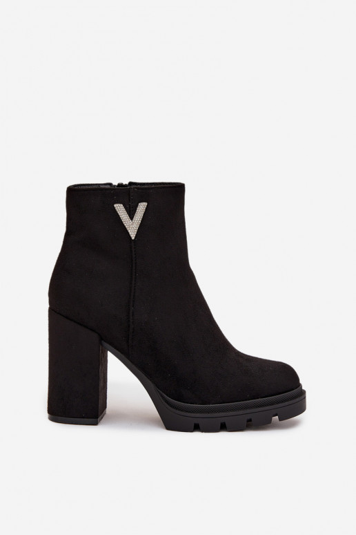 Botas femininas aquecimento com salto Com decorações Detalem cor preta Briella