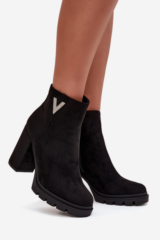 Botas femininas aquecimento com salto Com decorações Detalem cor preta Briella