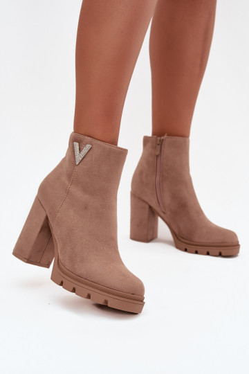 Botas femininas aquecimento com salto Com decorações Detalem bege Briella
