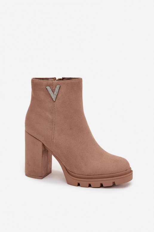 Botas femininas aquecimento com salto Com decorações Detalem bege Briella