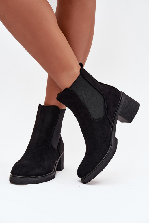 botas elegantes Feminino Klocke cor preta Luvina