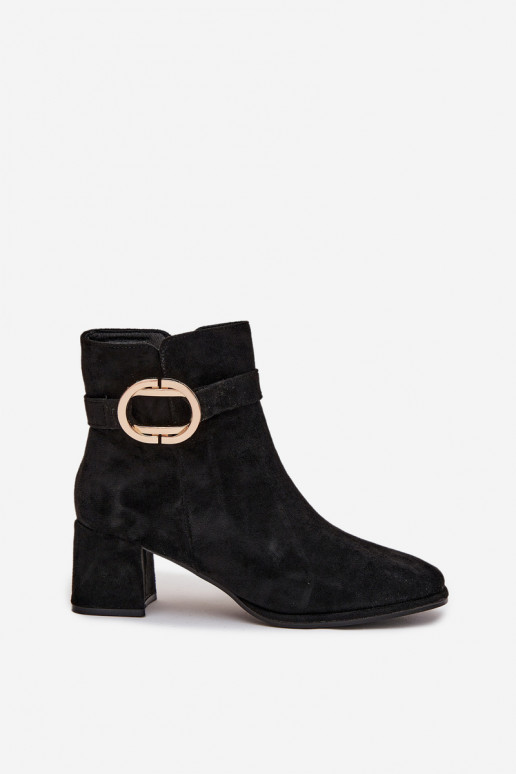 Botas femininas com fivelas douradas cor preta Calissa