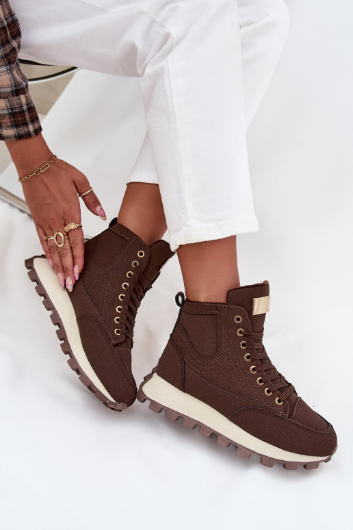 aquecimento sapato Feminino com uma plataforma cor marrom Tem que serrivira