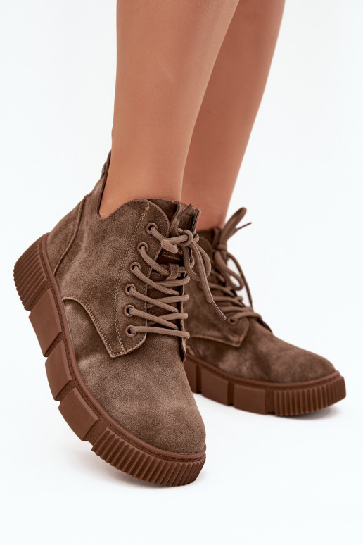 de camurça sapatos de salto baixo para mulheres com uma plataforma Big Star SS274594 bege