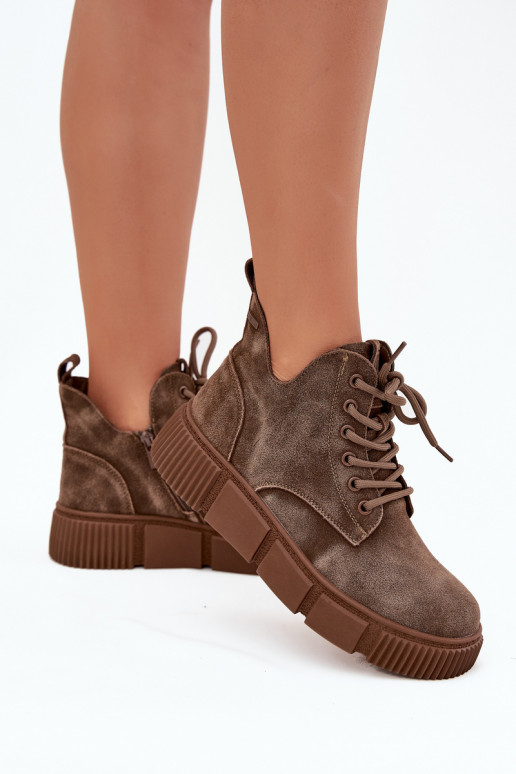 de camurça sapatos de salto baixo para mulheres com uma plataforma Big Star SS274594 bege