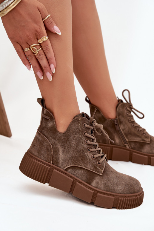 de camurça sapatos de salto baixo para mulheres com uma plataforma Big Star SS274594 bege