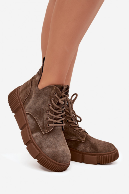 de camurça sapatos de salto baixo para mulheres com uma plataforma Big Star SS274594 bege