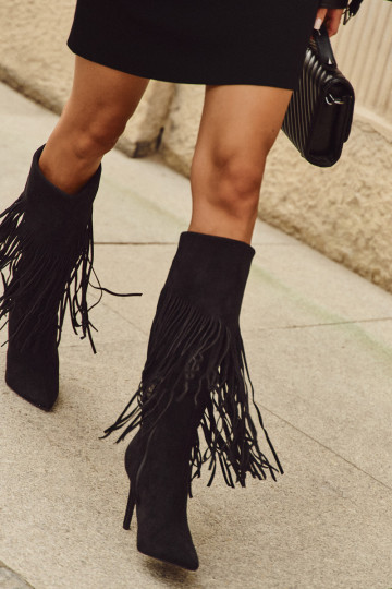Botas femininas de cano longo pretas com saltos finos e franjas Isalune