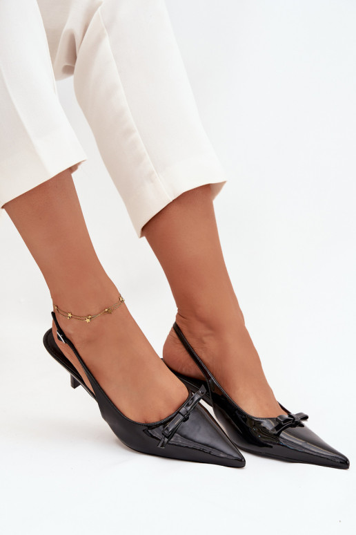 Sapatos brilhantes com saltos finos e laços pretos Olvena Sapatos brilhantes com saltos finos e laços pretos Olvena