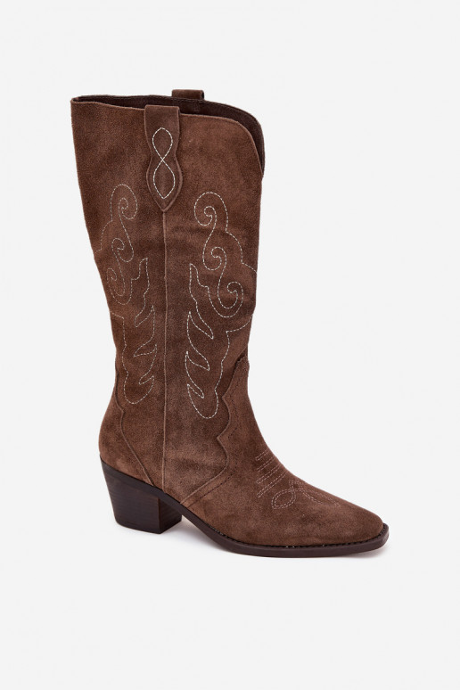 Botas de camurça femininos de cano longo estilo cowboy com saltos, marrons, Karira Botas de camurça femininos de cano longo estilo cowboy com saltos, marrons, Karira