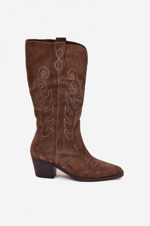 Botas de camurça femininos de cano longo estilo cowboy com saltos, marrons, Karira Botas de camurça femininos de cano longo estilo cowboy com saltos, marrons, Karira