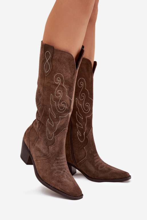 Botas de camurça femininos de cano longo estilo cowboy com saltos, marrons, Karira Botas de camurça femininos de cano longo estilo cowboy com saltos, marrons, Karira