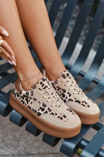 Bota feminina de modelo esportivo com plataforma, estampas de pele de leopardo Big Star SS274763 cor areia