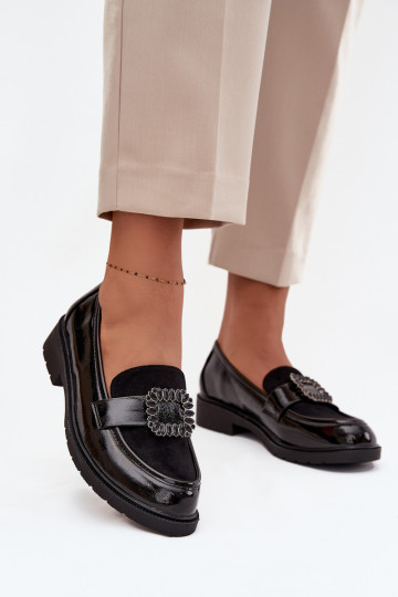 Mocassins lacados Feminino decorar com fivelas S.Barski HY52-546 cor preta 2