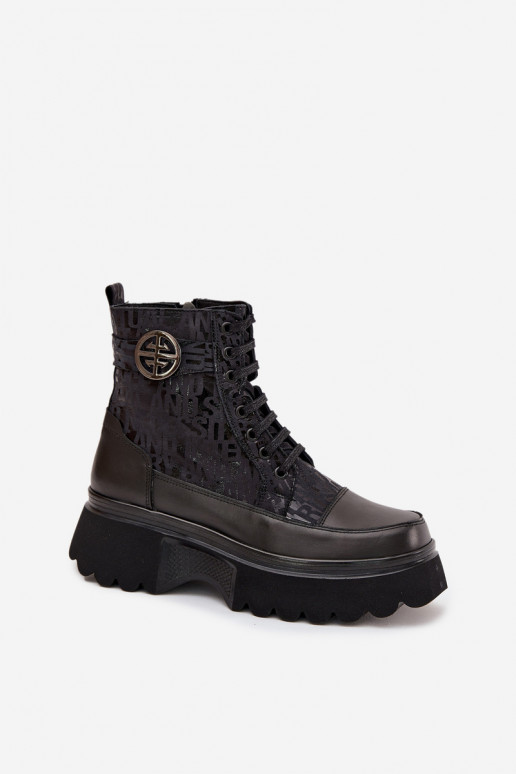 Pele Botas femininas com uma plataforma com escritos I Ozdobnym Detalem Artiker 57C2273 cor preta
