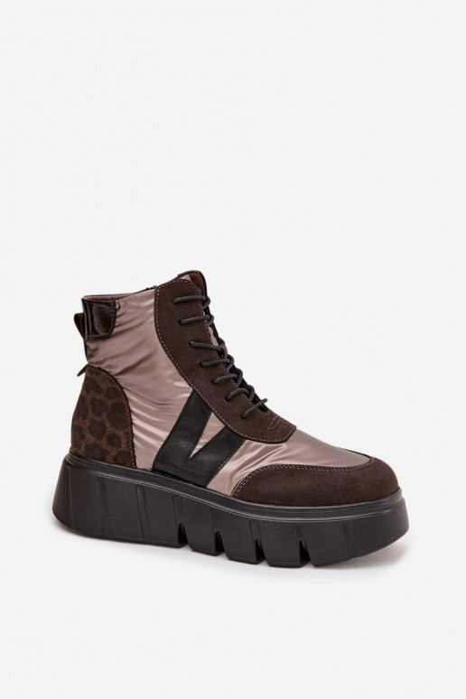 Botas femininas aquecimento com uma plataforma Vinceza 58562 cor marrom