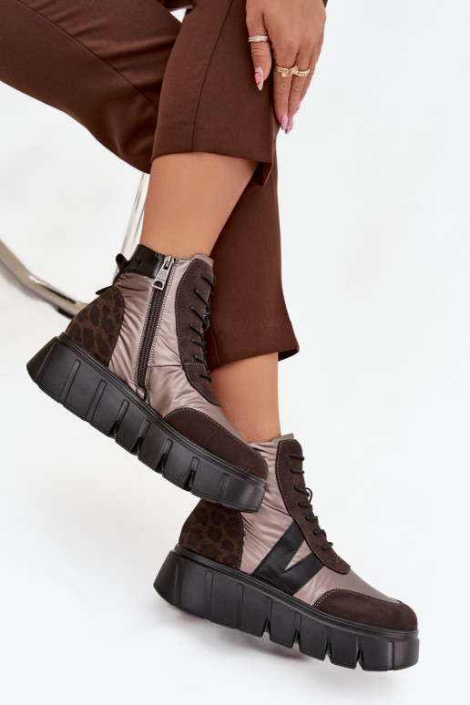 Botas femininas aquecimento com uma plataforma Vinceza 58562 cor marrom