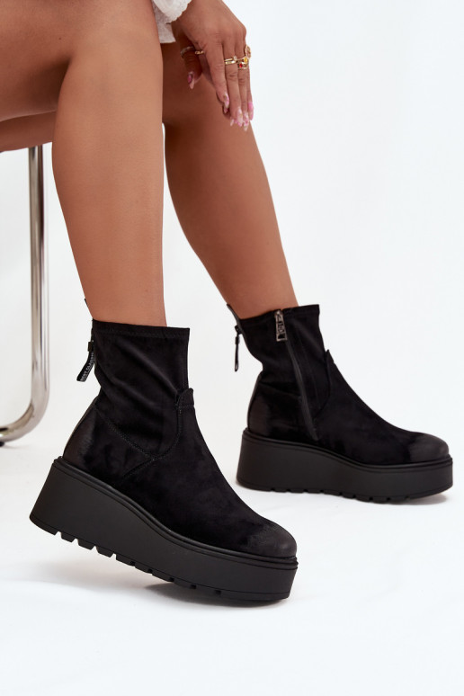 Botas femininas com uma plataforma aquecimento Vinceza 58596 cor preta