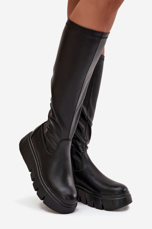 botas femininas com uma plataforma Casal o castelo Vinceza 58553 cor preta botas femininas com uma plataforma Casal o castelo Vinceza 58553 cor preta