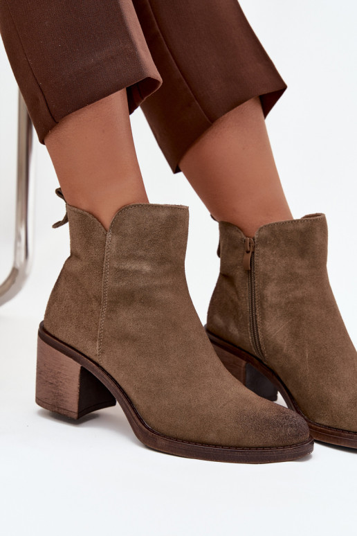 Botas femininasHabilitadoturalnego de camurça com salto aquecimento Sergio Leone BT25321-S cor cáqui Botas femininasHabilitadoturalnego de camurça com salto aquecimento Sergio Leone BT25321-S cor cáqui