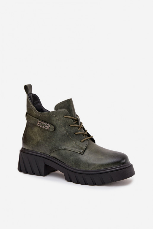 Baixo aquecimento Botas femininas Klocke com salto decorado cor cáqui Therisse Baixo aquecimento Botas femininas Klocke com salto decorado cor cáqui Therisse