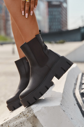 Botins femininos estilosos acolchoados em couro sintético na cor marrom escuro "Fivienne" 2