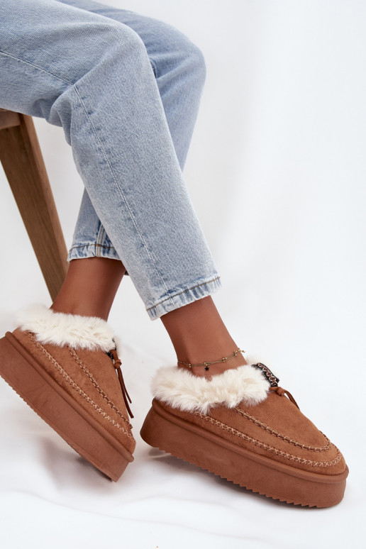 Botas femininas de neve com plataforma, pelagem e costuras na cor marrom "Kellina" Botas femininas de neve com plataforma, pelagem e costuras na cor marrom "Kellina"