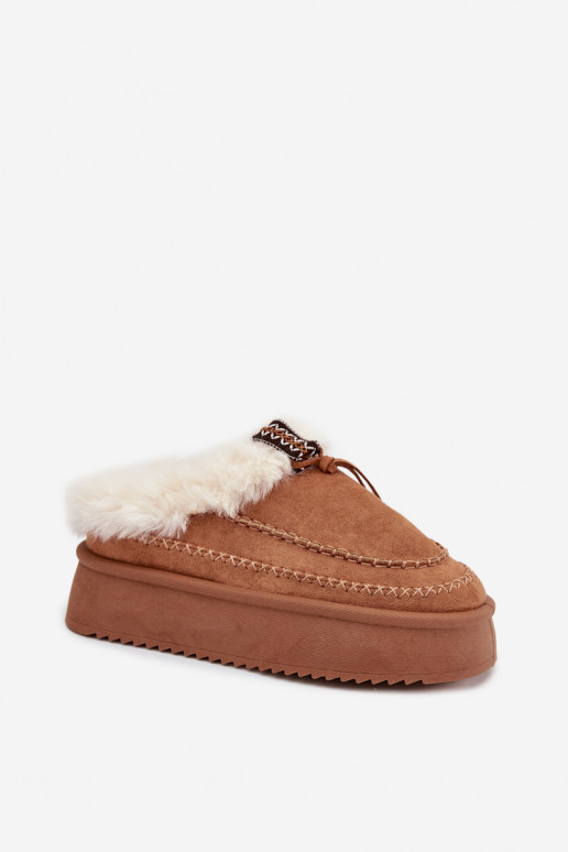 Botas femininas de neve com plataforma, pelagem e costuras na cor marrom "Kellina" Botas femininas de neve com plataforma, pelagem e costuras na cor marrom "Kellina"