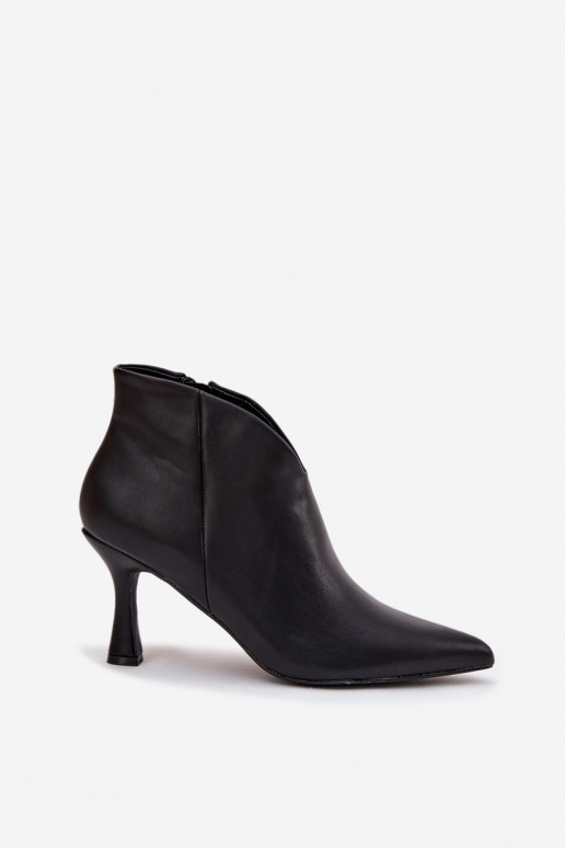 Sapatos femininos baixos pretos com saltos finos Jolivra Sapatos femininos baixos pretos com saltos finos Jolivra