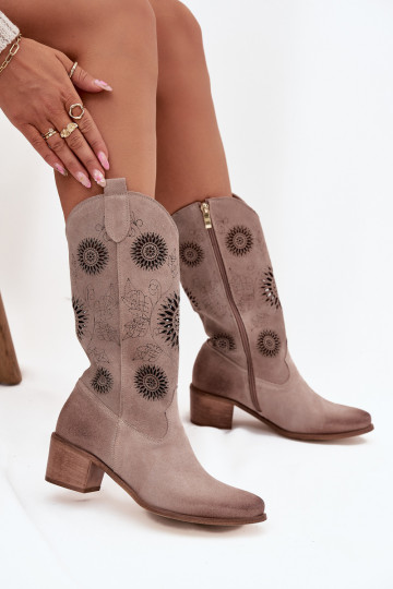 de camurça Pele botas femininas com elementos abertos Zazoo 3852 cor capuccino
