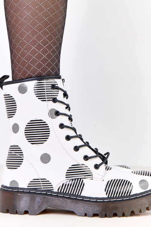 Białe traperki damskie na platformie...