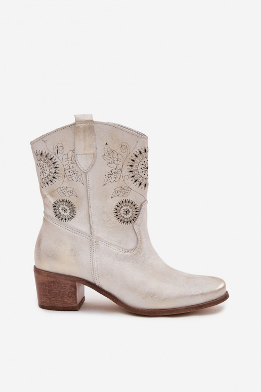 de camurça Pele Botas femininas com elementos abertos com salto Zazoo 3844 cor dourada Przecierany